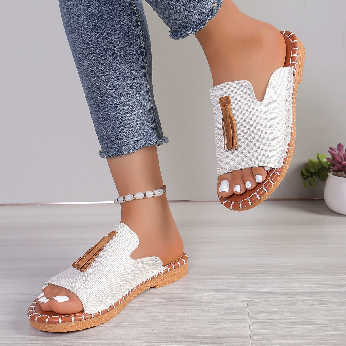 Fringe Open Toe Slippers